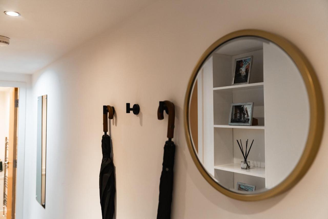 City View - A Stunning 2 Bed Apartment Glasgow Bagian luar foto